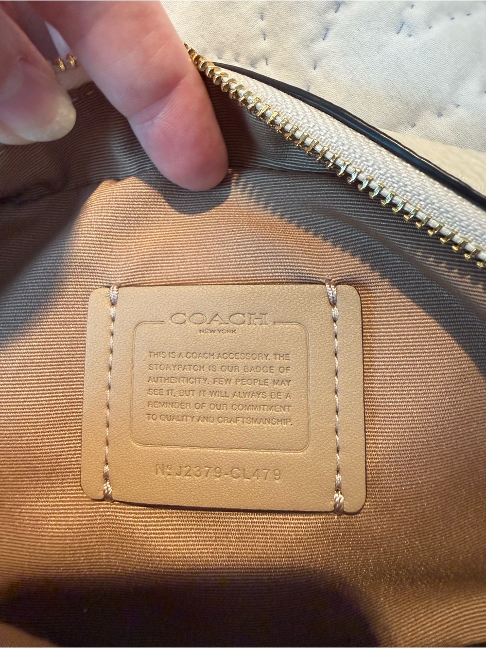 Coach White Pebbled Leather Crossbody Belt Bag with Black Strap - Picture 8 of 13